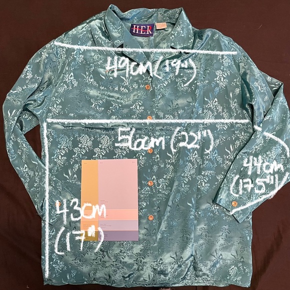 H.E.R. green Floral Print Button Up Long Sleeve Blouse - Picture 2 of 6